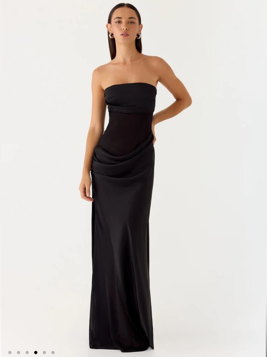 Peppermayo Dresses & Skirts - Peppermayo NWT Champagne Skies Maxi Dress Black Size 4